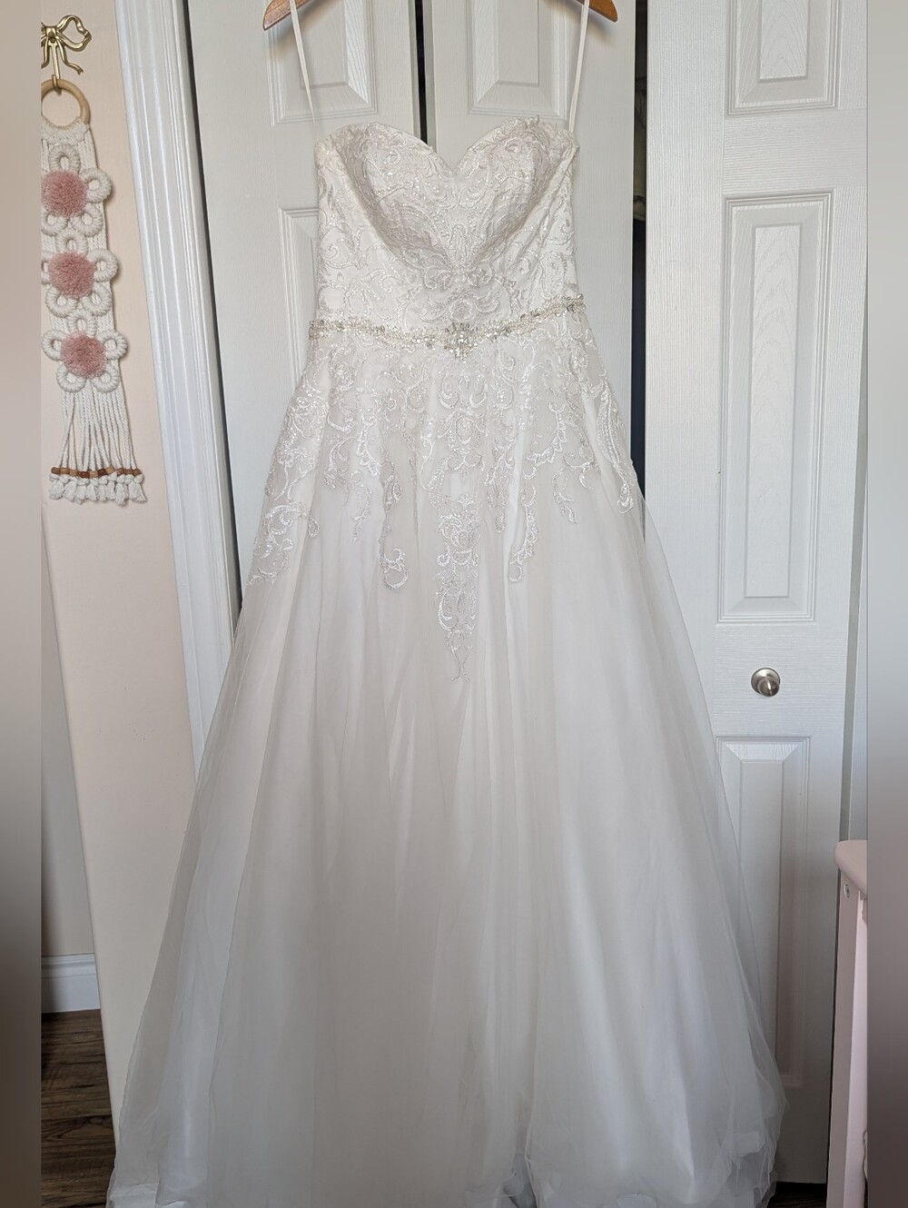 Strapless Lace Appliqué Ballgown Wedding Dress in Ivory